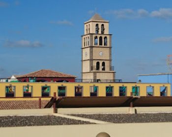 Surfcamp-Las-Dunas-Corralejo-Fuerteventura-ClubFuerteventura