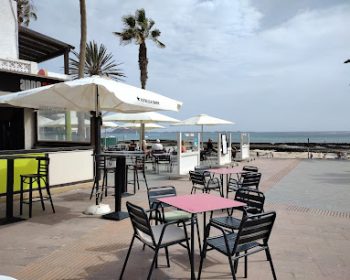 hoplaco-beach-bar-cafe-corralejo-fuerteventura-clubfuerteventura