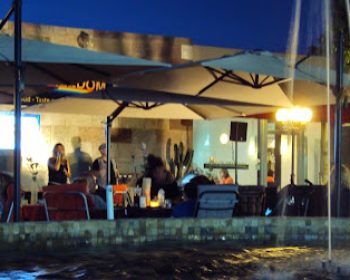 land-of-freedom-restaurante-y-tapas-bar-corralejo-fuerteventura-clubfuerteventura